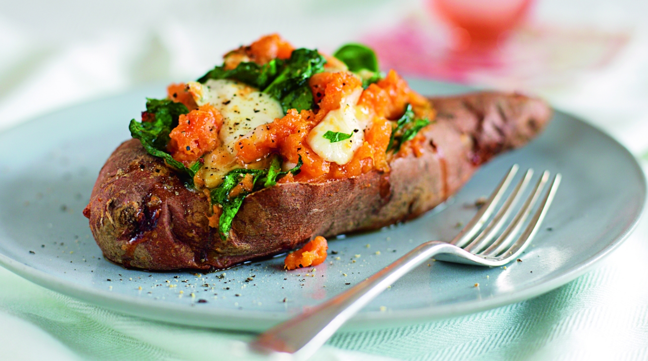 Baked Sweet Potato with Spinach and Mozzarella