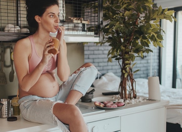How to handle those pregnancy cravings