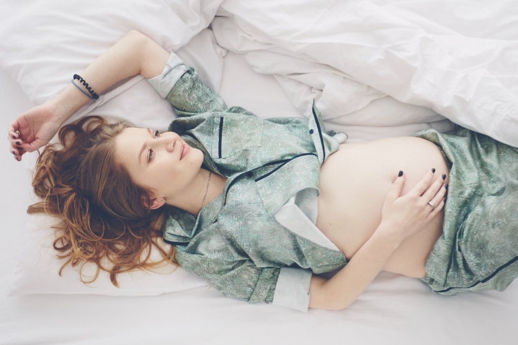 5 pregnancy sleep issues and how to treat them
