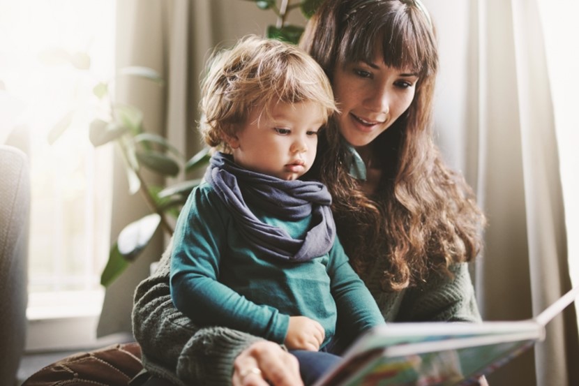 The benefits of raising bilingual babies