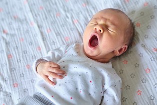 The wonder of slumber: settling techniques and sleeping tips for baby