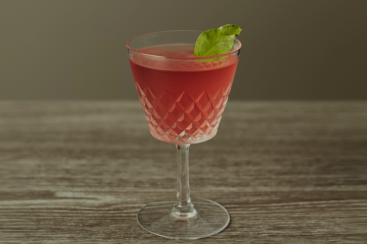 CosNOpolitan - A Seedlip Grove Cocktail