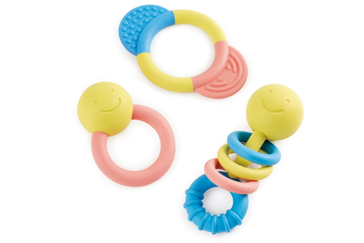 Stay-Put Rattle Set - Hape – The Rocking Horse Shop