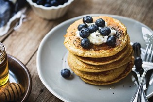 Superhero food: healthy pancakes