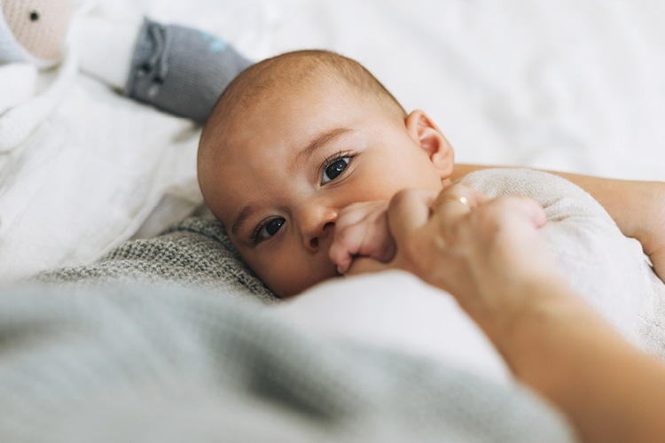 The benefits of breastfeeding for both mama and baby