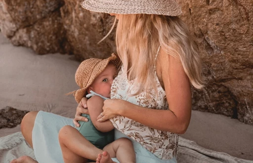 Tips for thriving in summer with a breastfed newborn