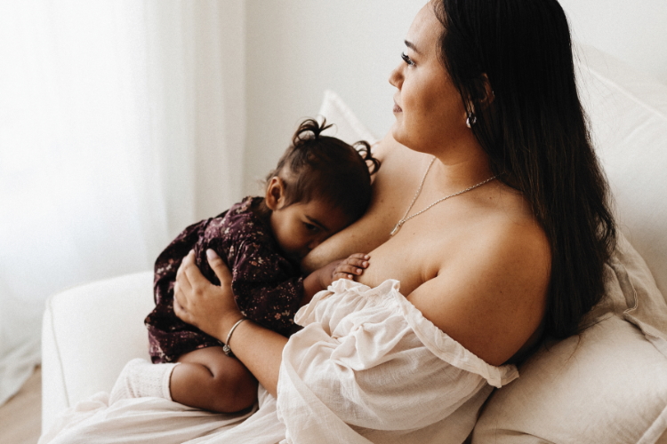 Lactation consultant's advice around weaning baby