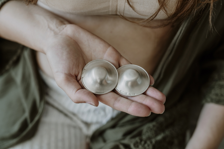 Introducing Silverette: A Game Changer for Breastfeeding Mamas