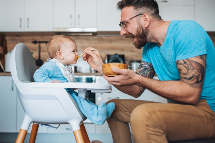 Dietitian shares top tips for raising a confident eater