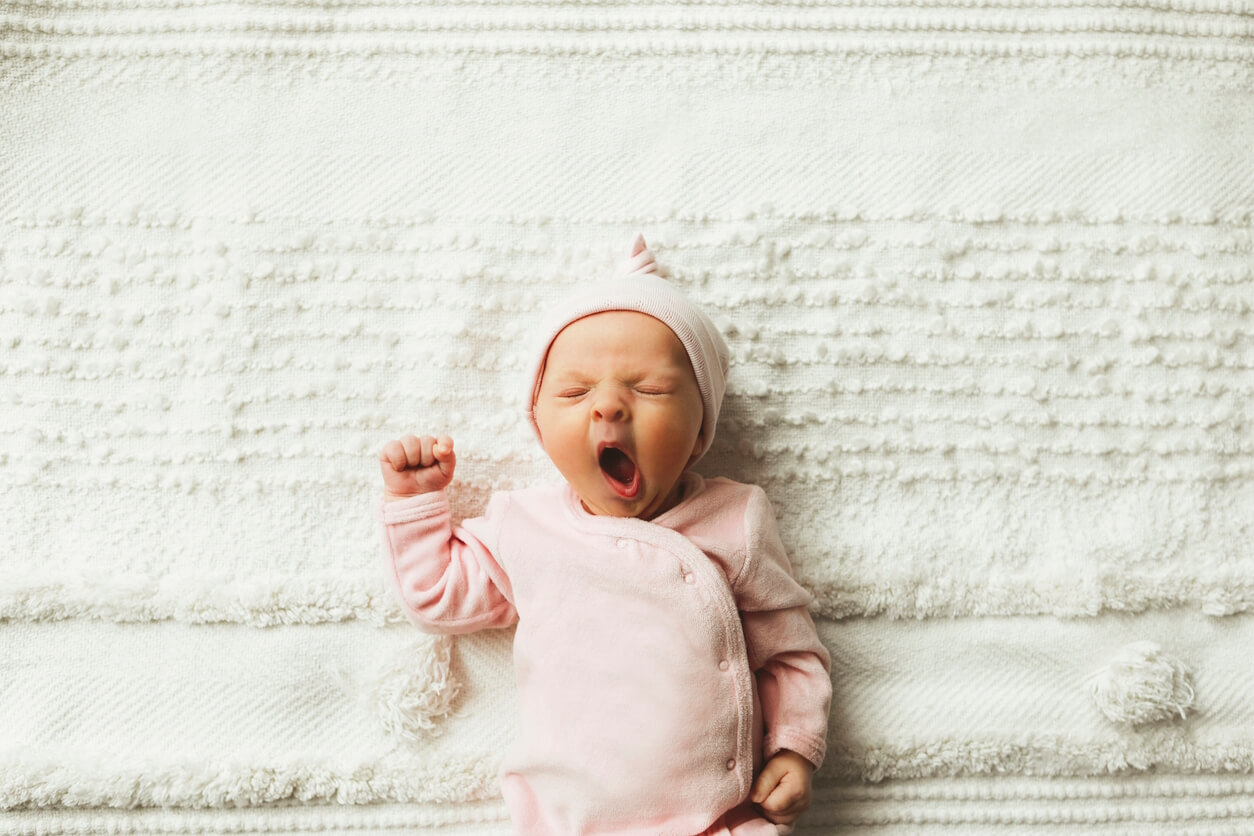 Newborn Clothing Checklist: 5 Essentials You Need